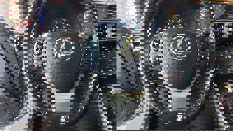 Used 2015 Lexus IS 350 image 14