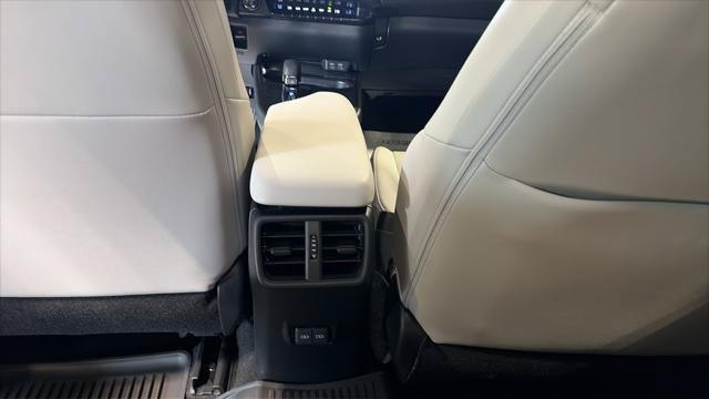 Certified 2025 Lexus UX 300h AWD w/ Accessory Package (Z1) image 32