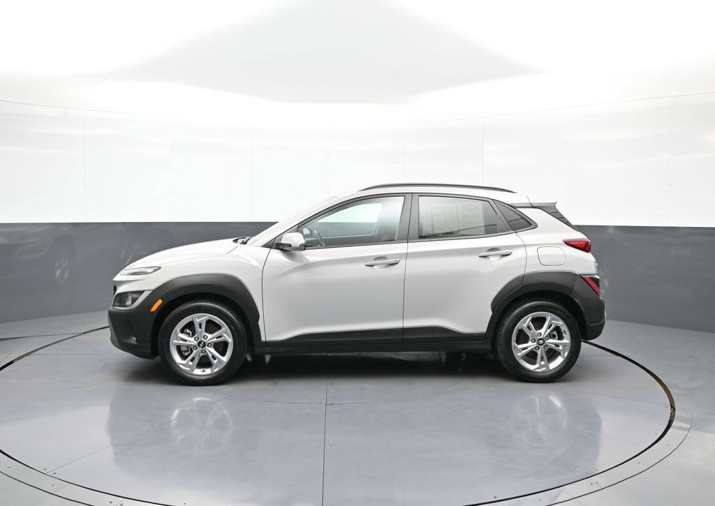 Certified 2022 Hyundai Kona SEL w/ Convenience Package AWD/4WD image 9