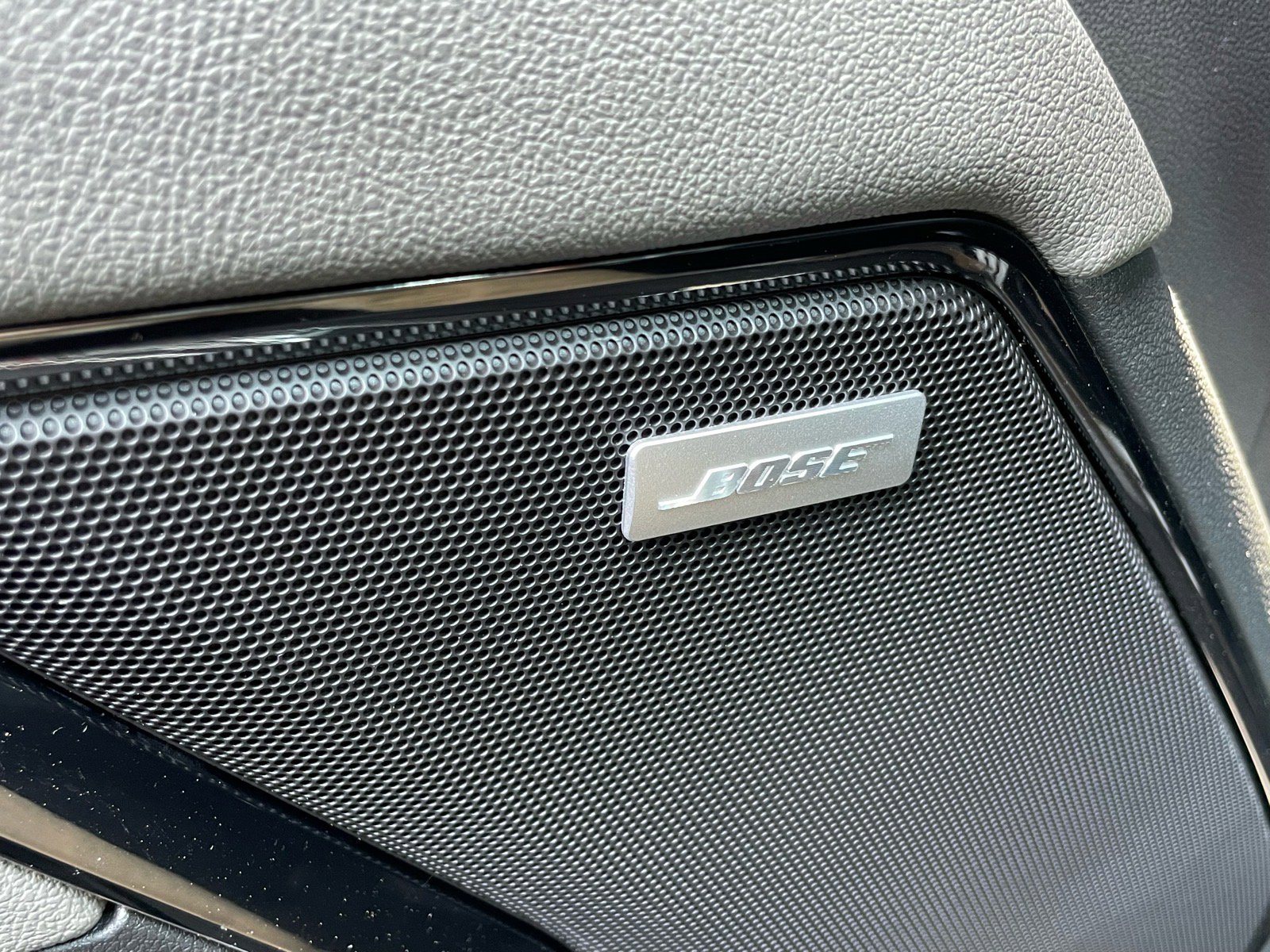 New 2026 Chevrolet Silverado 2500 ZR2 image 9