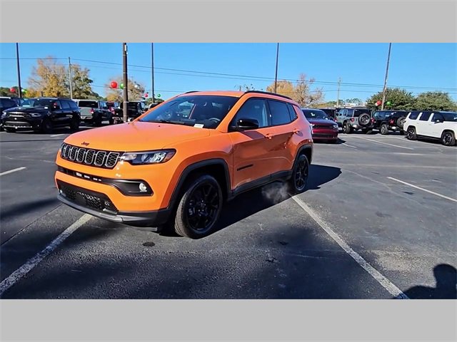 New 2026 Jeep Compass Latitude image 22