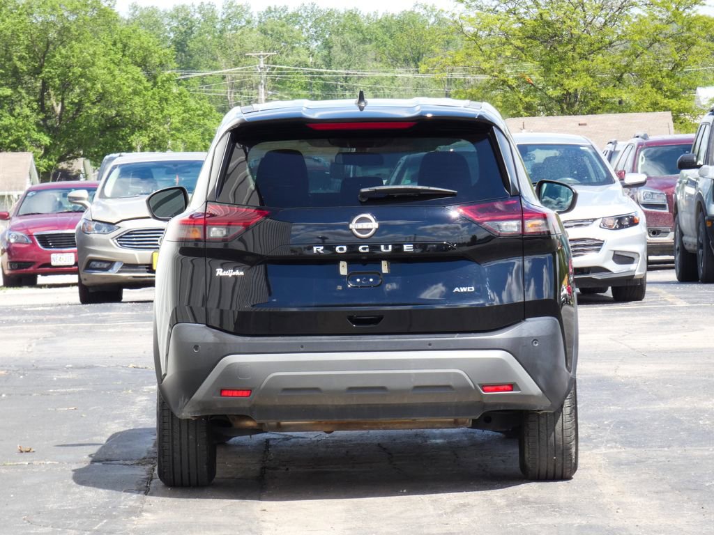 Used 2023 Nissan Rogue S AWD/4WD image 4