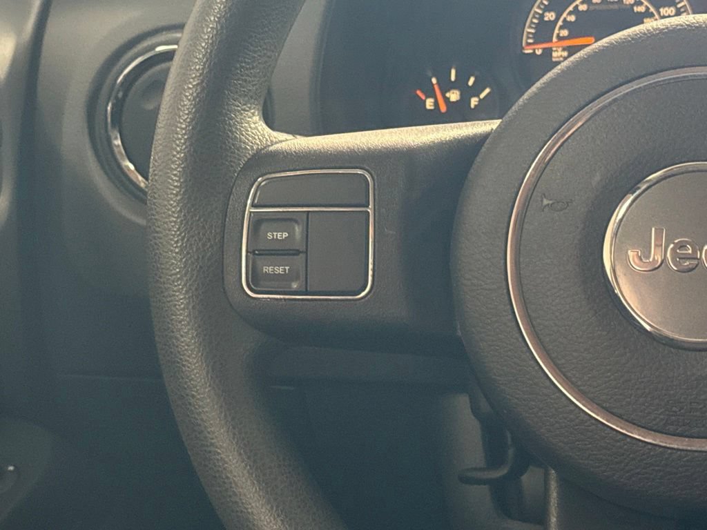 Used 2015 Jeep Compass Sport w/ Power Value Group FWD image 16