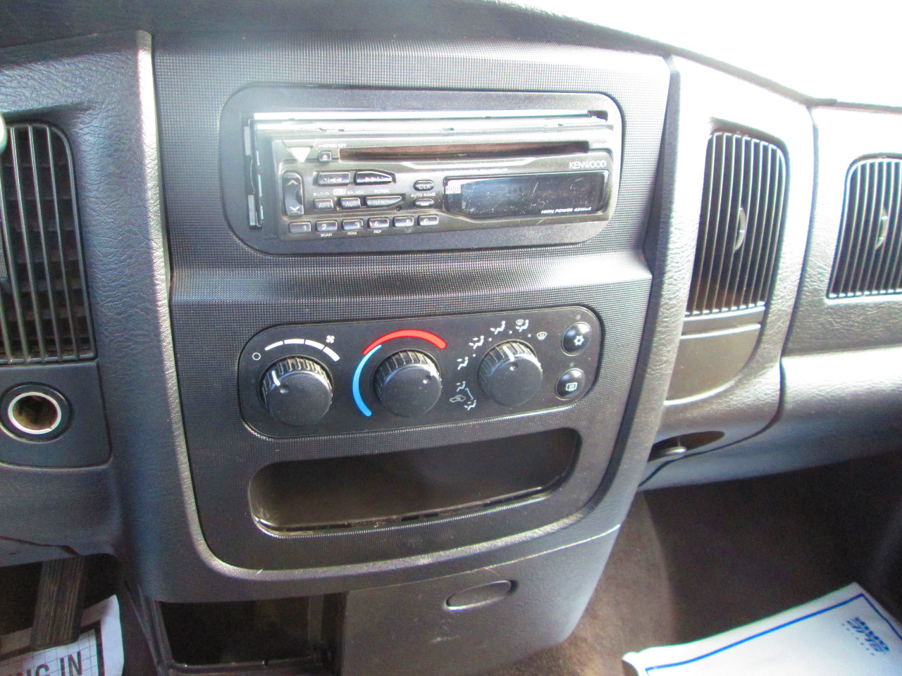 Used 2003 Dodge Ram 1500 Truck SLT image 11