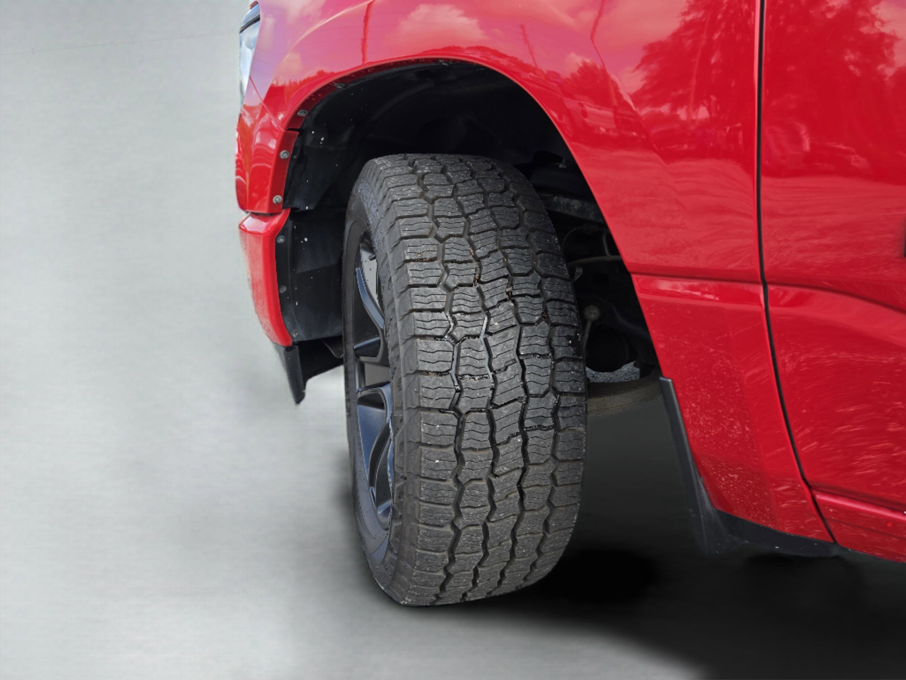 Used 2021 RAM 1500 Lone Star AWD/4WD image 36