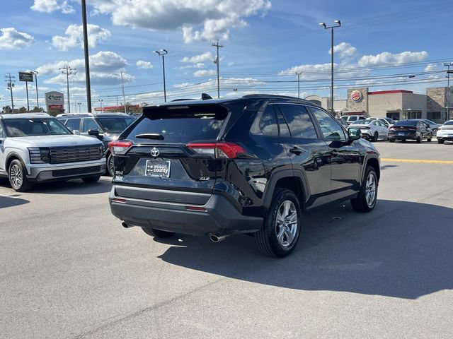 Used 2024 Toyota RAV4 XLE FWD image 5