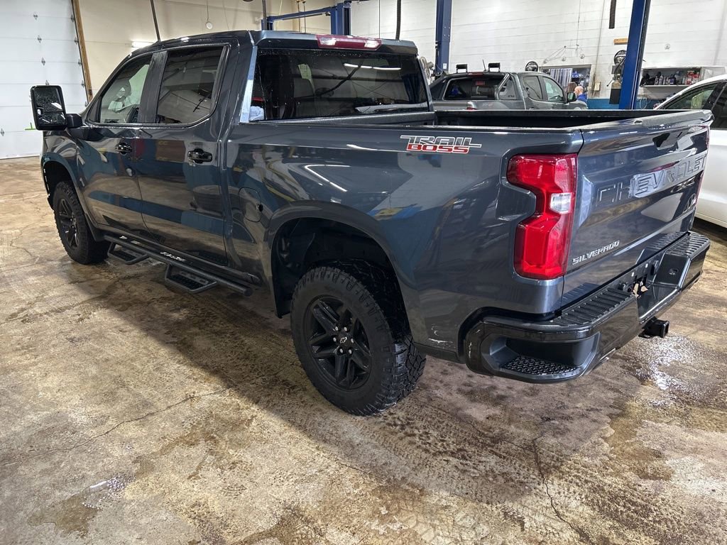 Used 2021 Chevrolet Silverado 1500 LT Trail Boss image 3