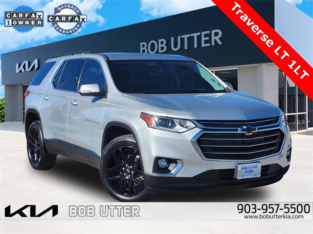 Used 2021 Chevrolet Traverse LT image 1