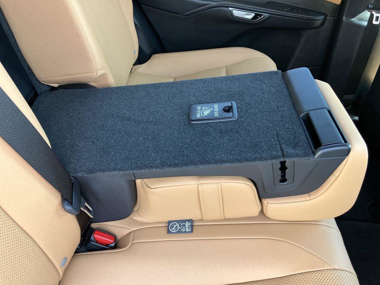 Used 2025 Lexus RX 350 Premium w/ Accessory Package (Z1) image 33