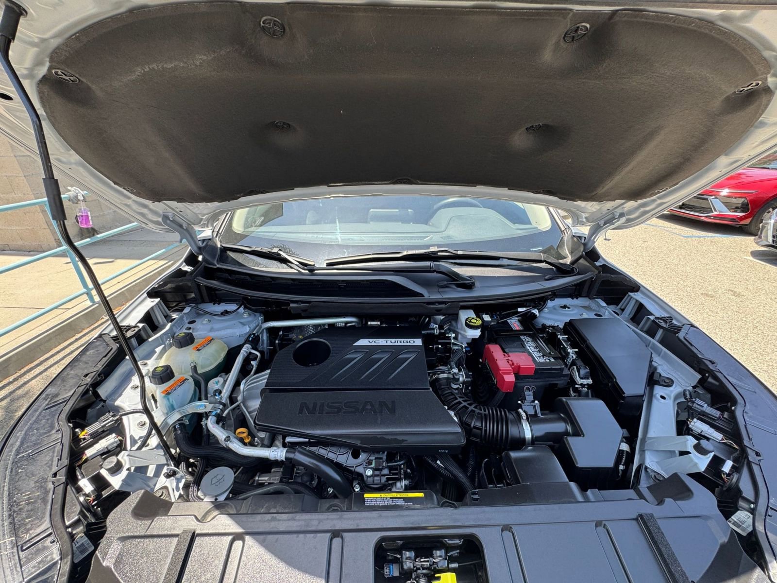 Used 2025 Nissan Rogue SV AWD/4WD image 34