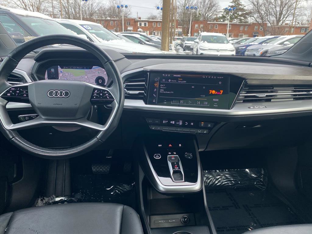Used 2024 Audi Q4 e-tron Premium Plus w/ Premium Plus image 8