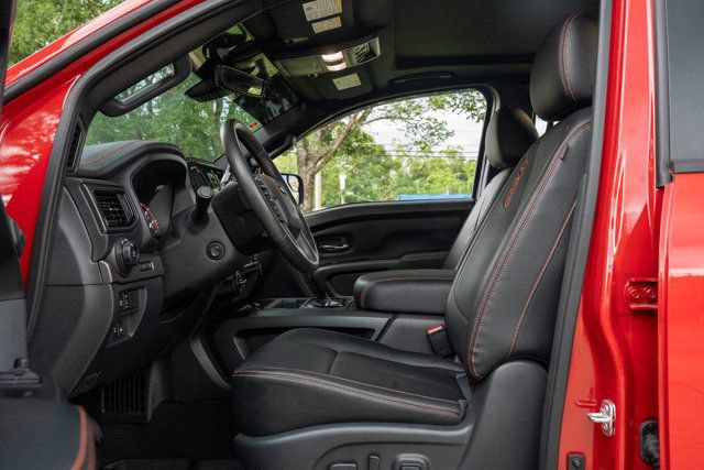 Used 2023 Nissan Titan PRO-4X w/ Pro-4x Convenience Package AWD/4WD image 21