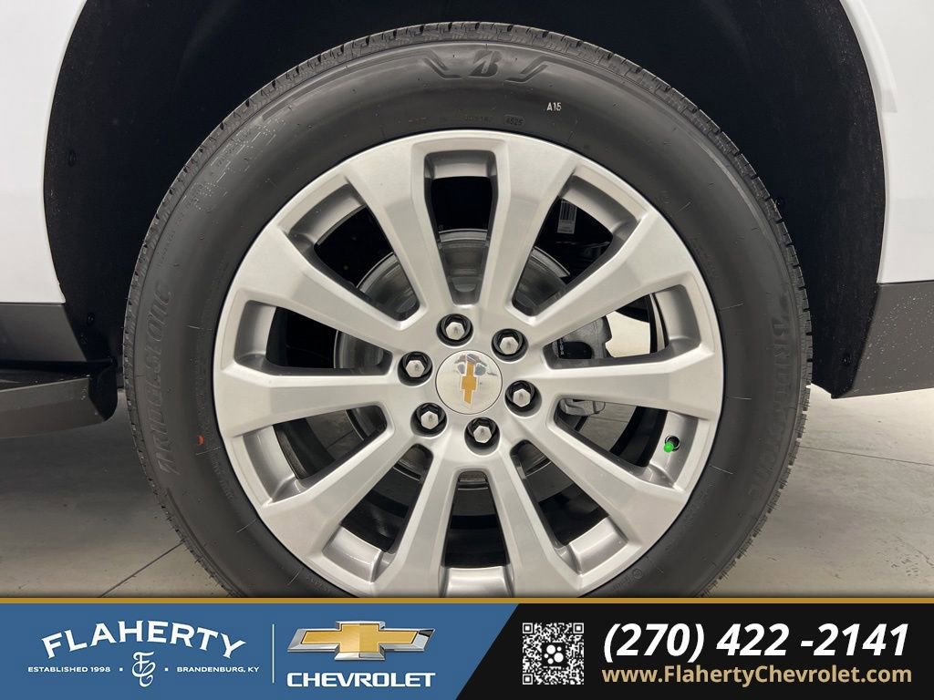 New 2026 Chevrolet Suburban Premier image 19
