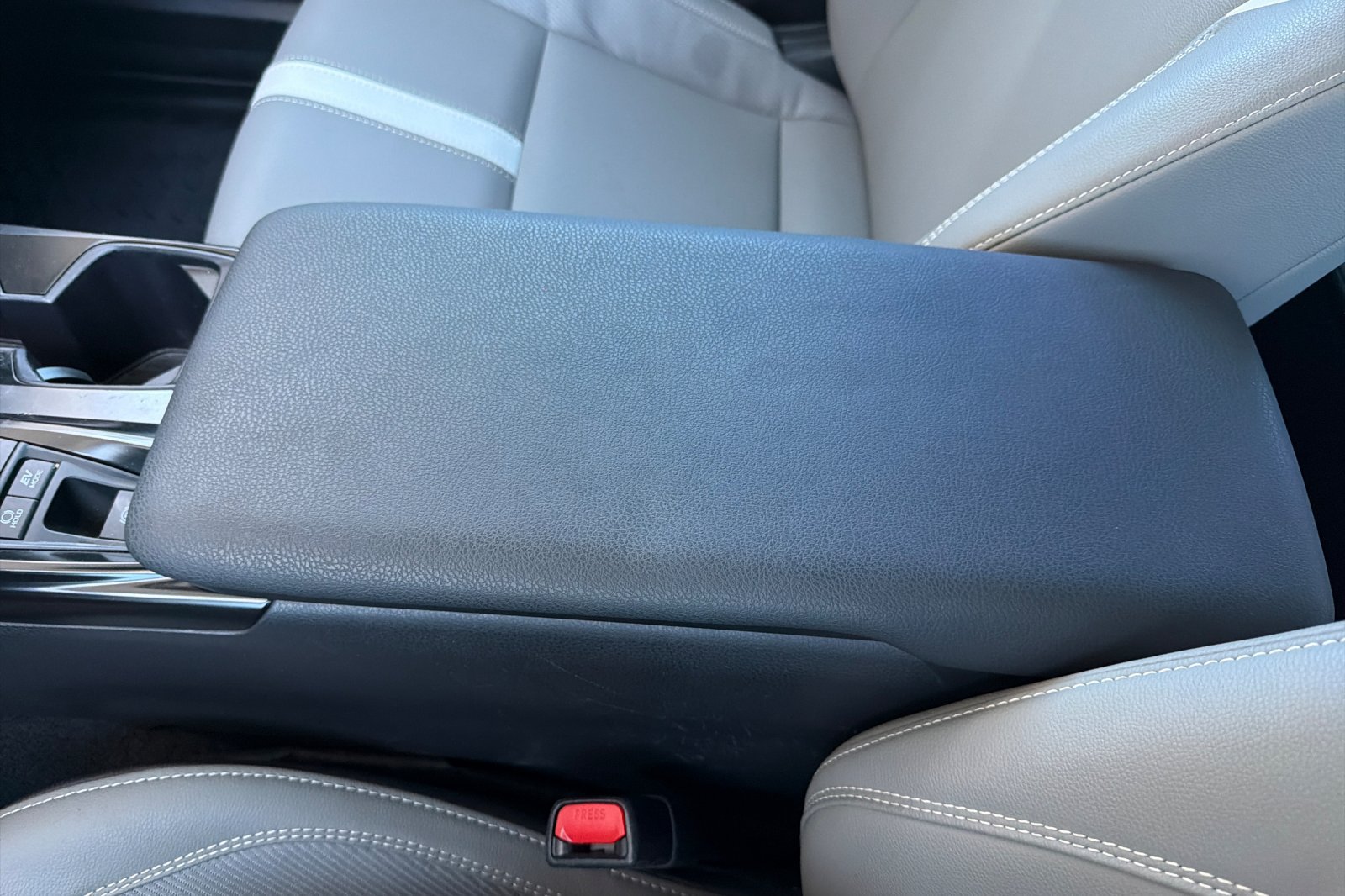 Used 2026 Toyota Camry SE w/ Convenience Package FWD image 25