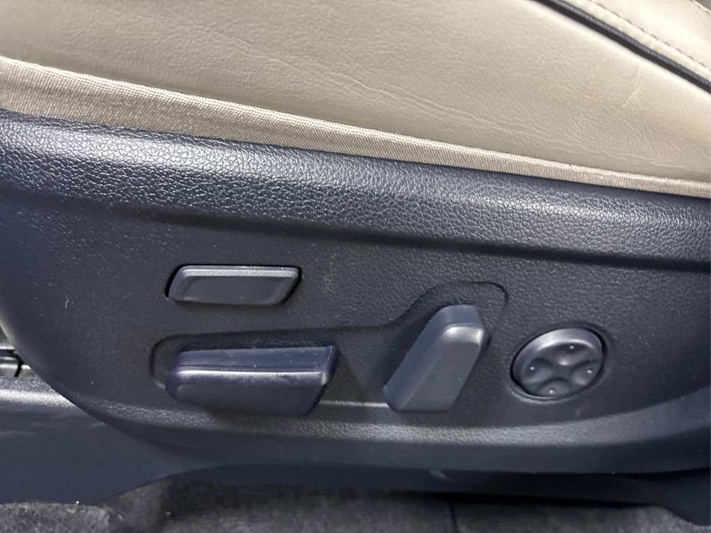 Used 2022 Hyundai Palisade Calligraphy image 44