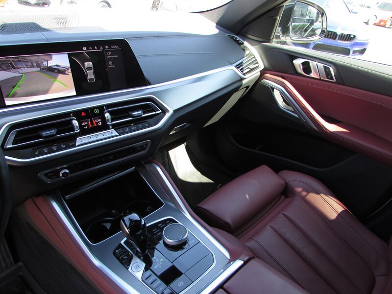 Used 2022 BMW X6 xDrive40i w/ Premium Package AWD/4WD image 18