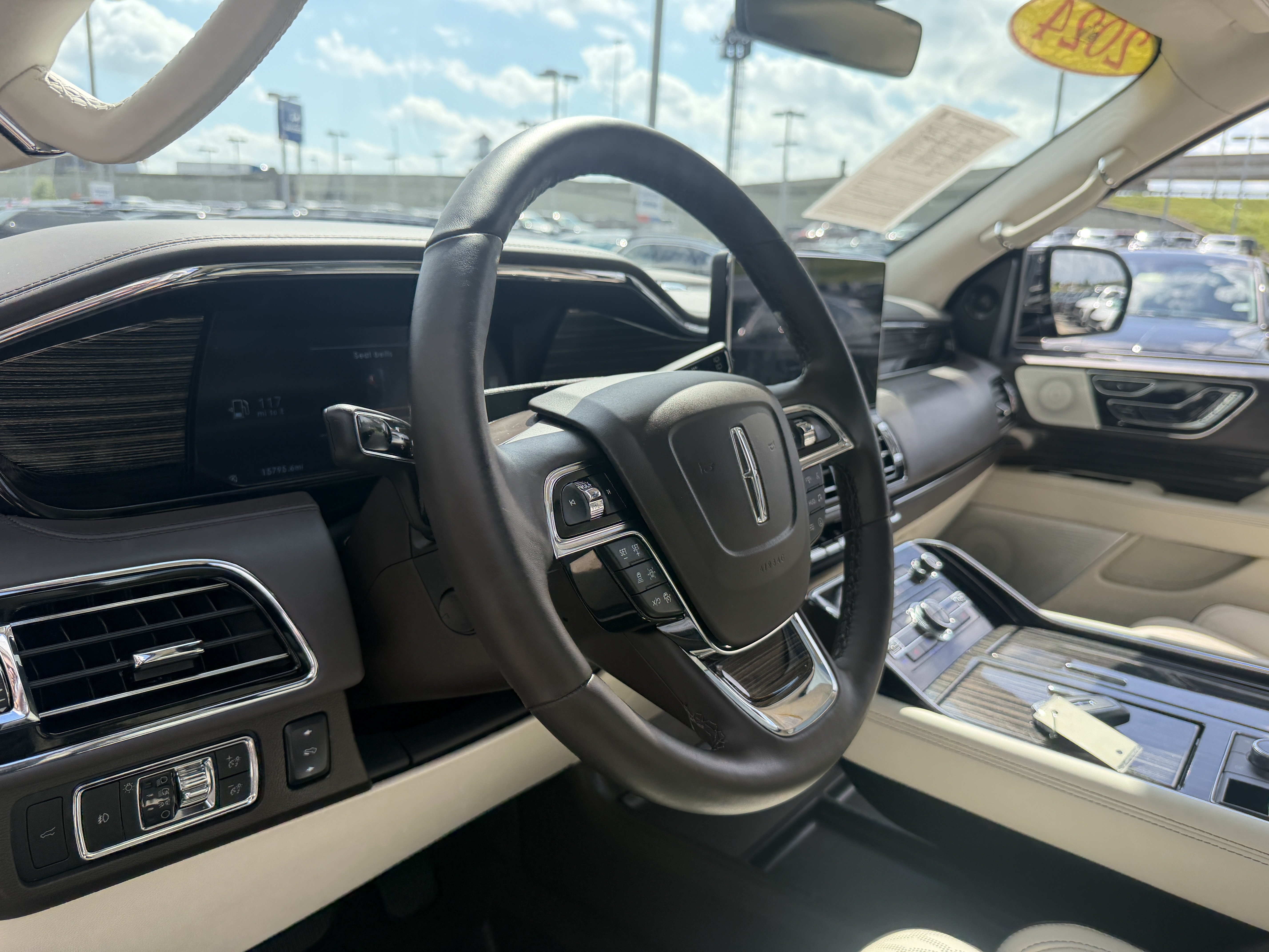Used 2024 Lincoln Navigator L Black Label AWD/4WD image 35
