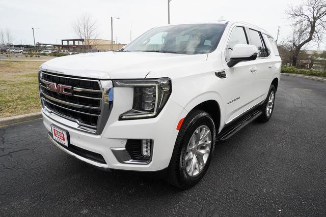 Used 2024 GMC Yukon SLT w/ SLT Premium Package image 7