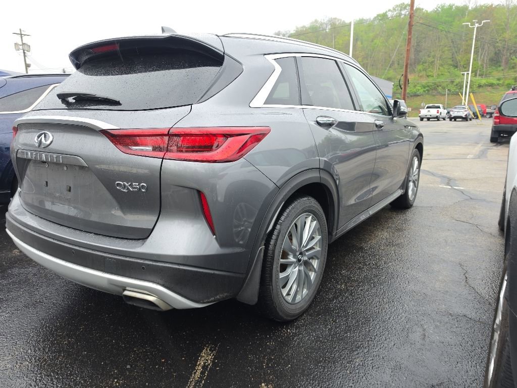 Used 2023 INFINITI QX50 Luxe AWD/4WD image 4