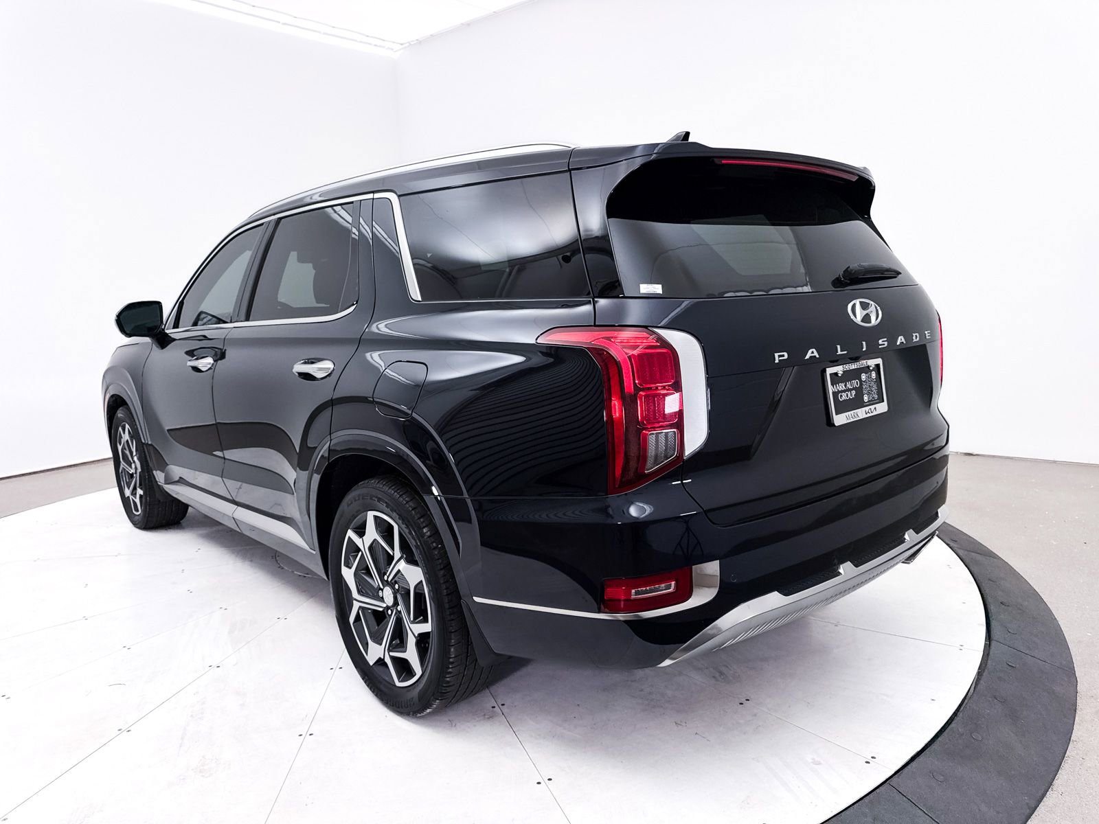 Used 2022 Hyundai Palisade Calligraphy w/ Cargo Package FWD image 19
