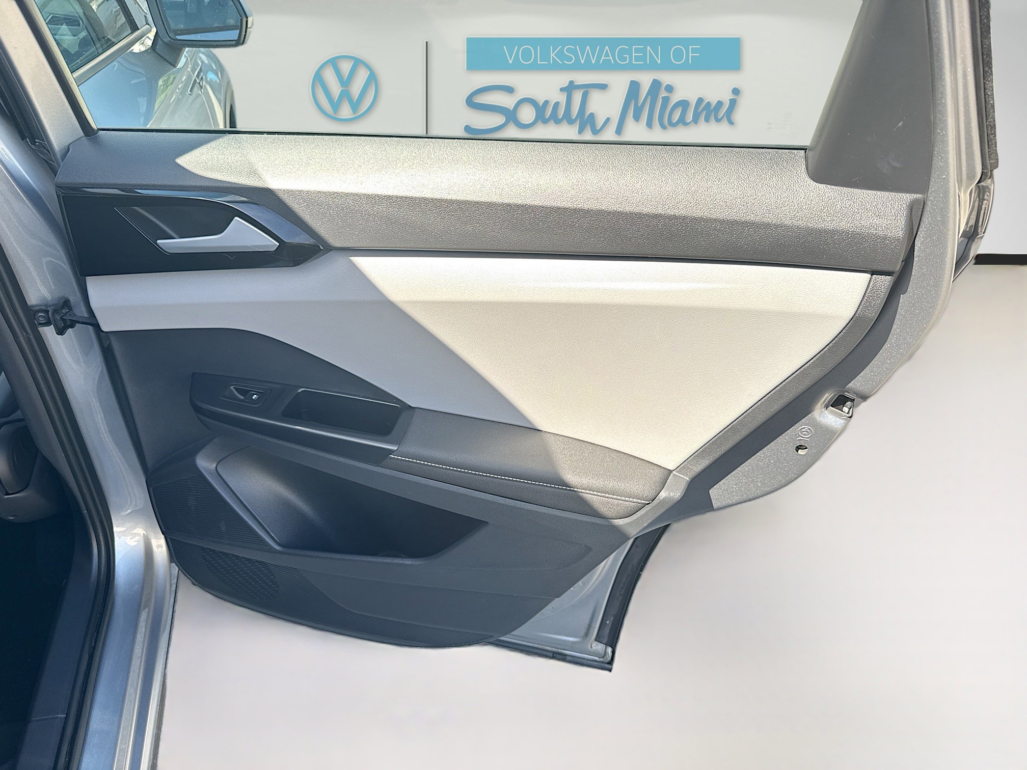 Certified 2024 Volkswagen Taos S FWD image 29