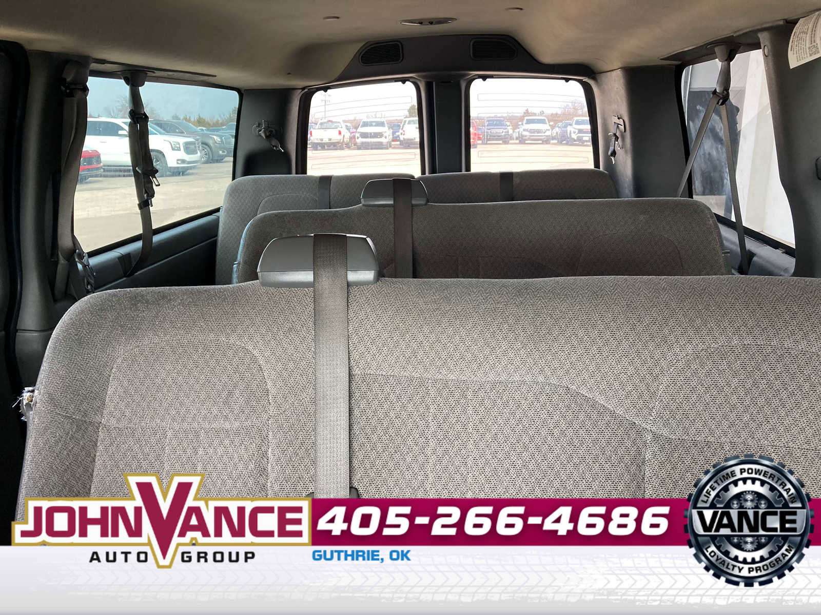 Used 2017 Chevrolet Express 2500 LT w/ LT Preferred Equipment Group image 4