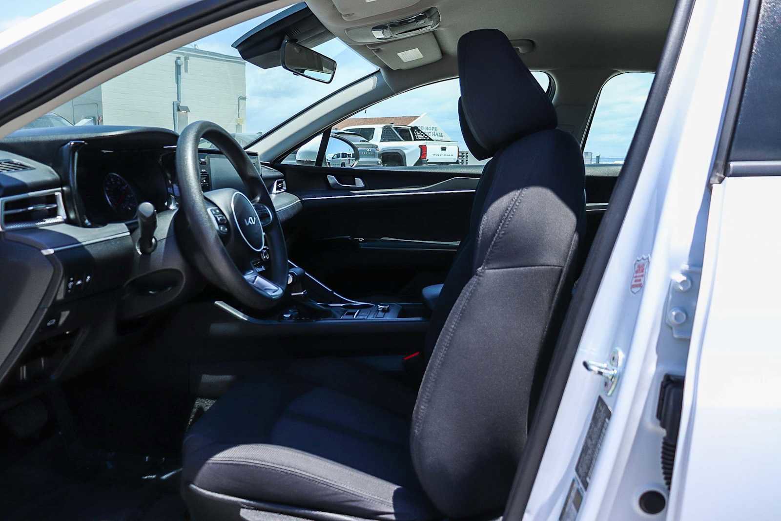 Used 2023 Kia K5 LXS FWD image 17