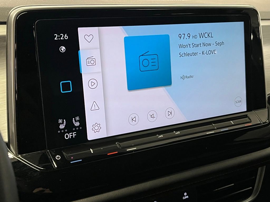 Used 2024 Volkswagen Atlas Cross Sport SE w/ Panoramic Sunroof Package image 27