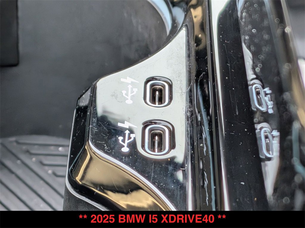 Used 2025 BMW i5 xDrive40 w/ Premium Package image 25