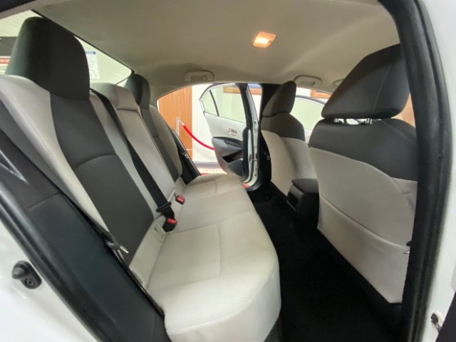 Used 2021 Toyota Corolla LE FWD image 20