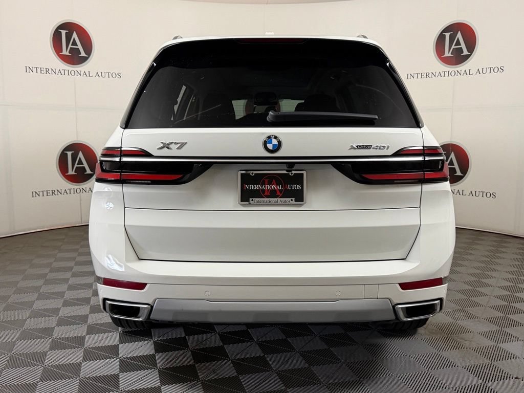Certified 2024 BMW X7 xDrive40i AWD/4WD image 7
