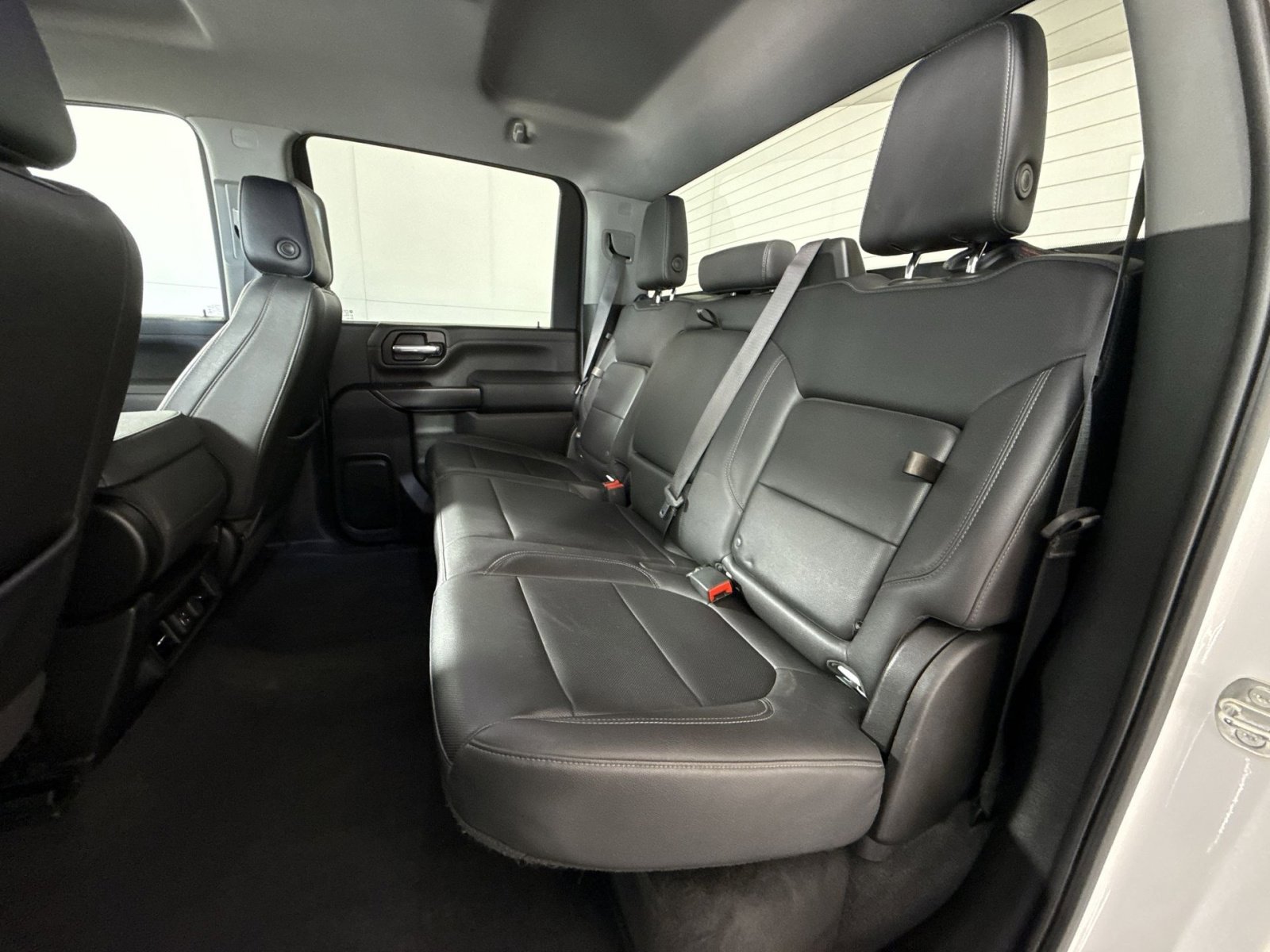 Used 2023 Chevrolet Silverado 2500 LTZ w/ Gooseneck/5TH Wheel Package image 24