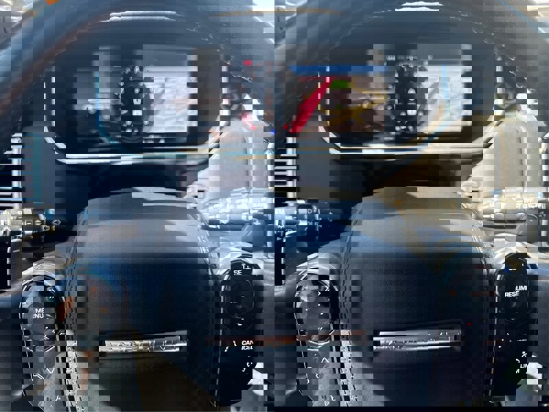 Used 2020 Land Rover Range Rover image 62