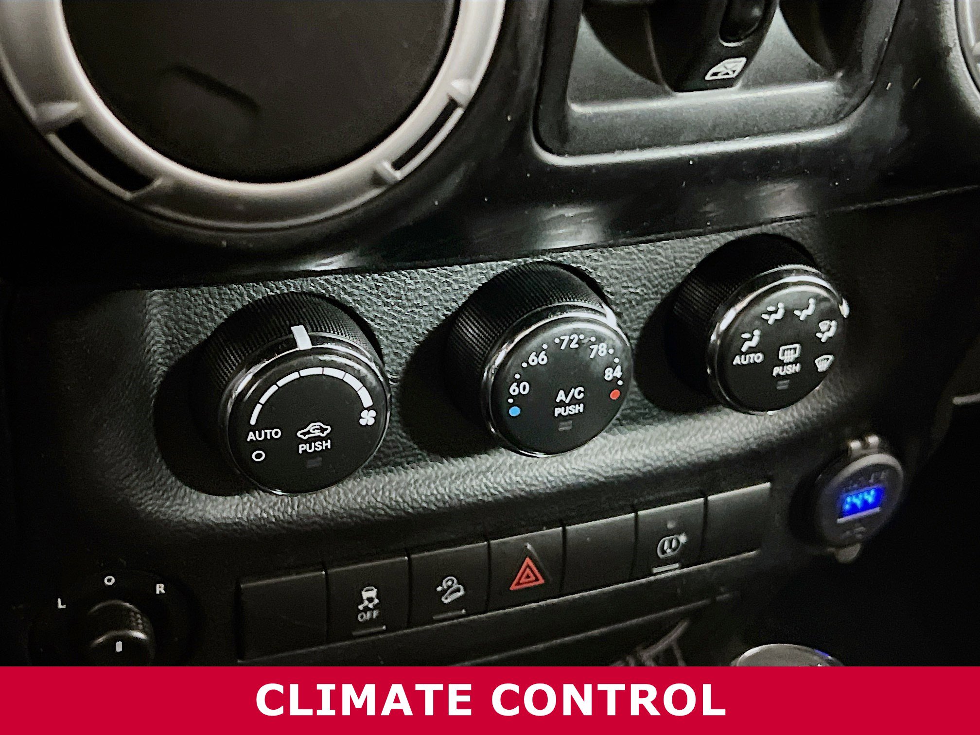 Used 2013 Jeep Wrangler Unlimited Sahara w/ Connectivity Group image 10