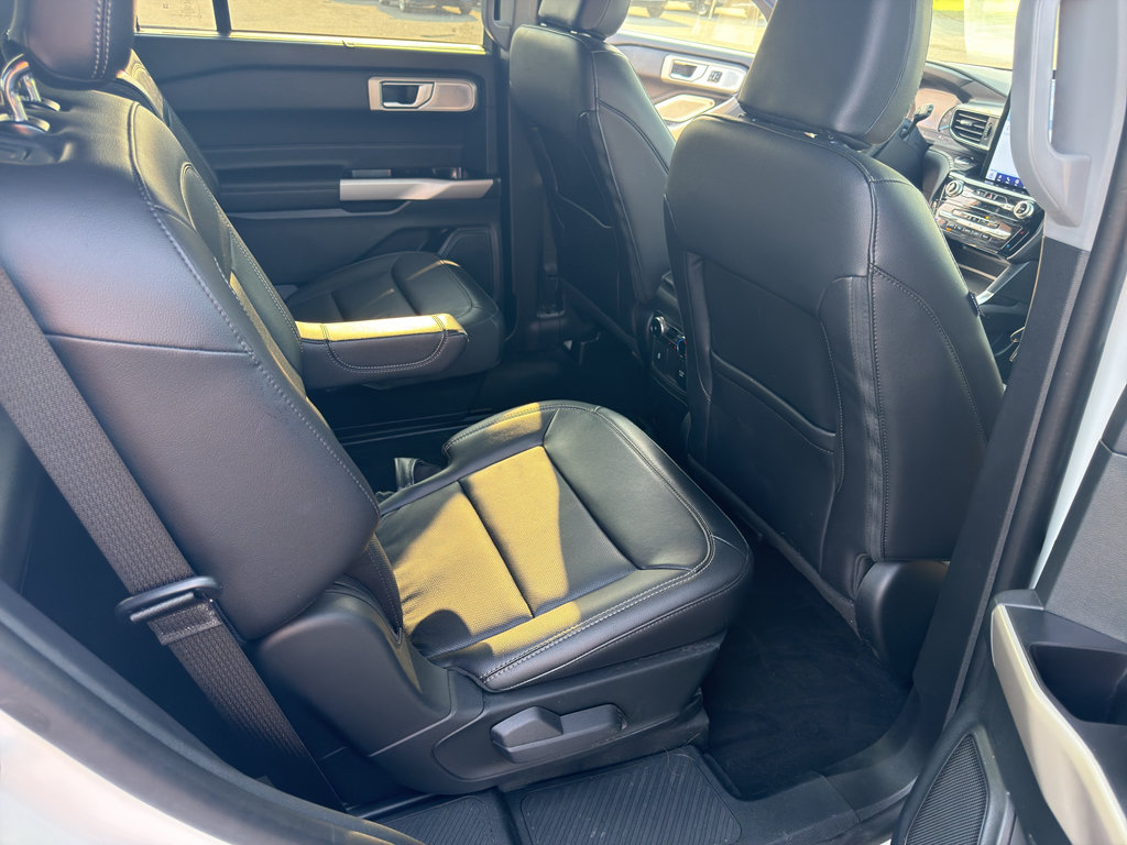 Used 2023 Ford Explorer Limited w/ Limited Technology Package AWD/4WD image 10
