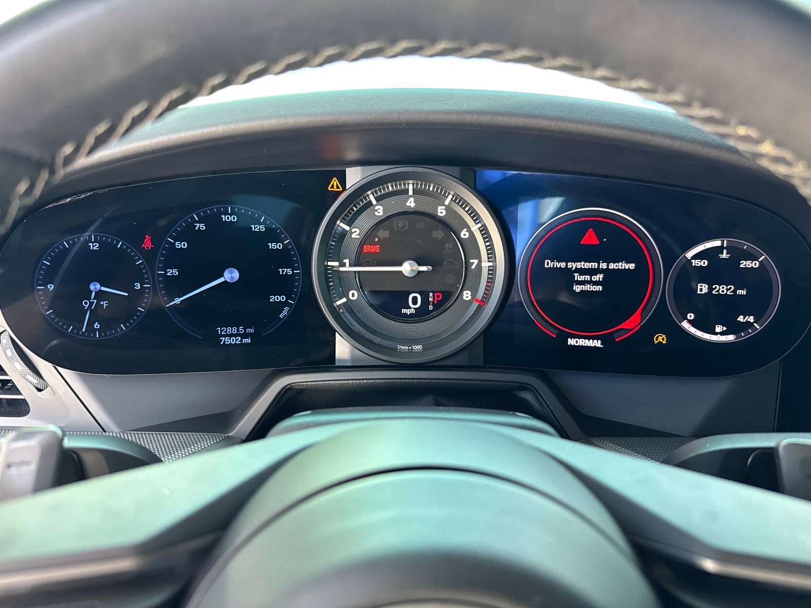 Used 2022 Porsche 911 Carrera RWD image 25
