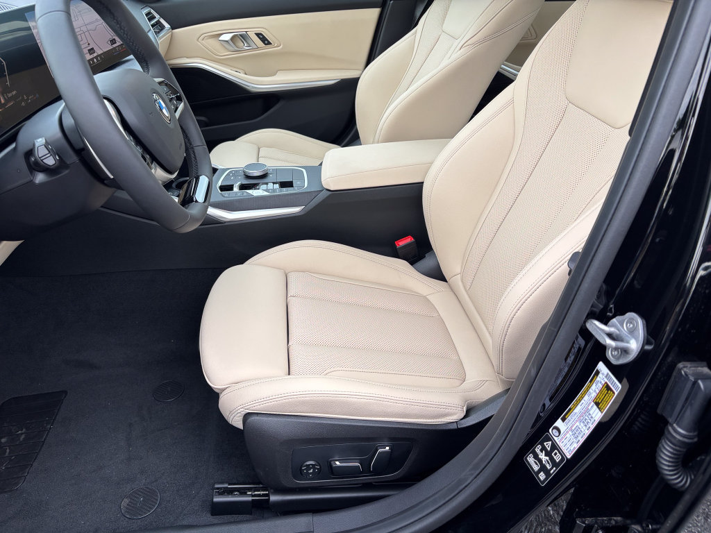 New 2026 BMW 330i xDrive Sedan w/ Premium Package AWD/4WD image 12