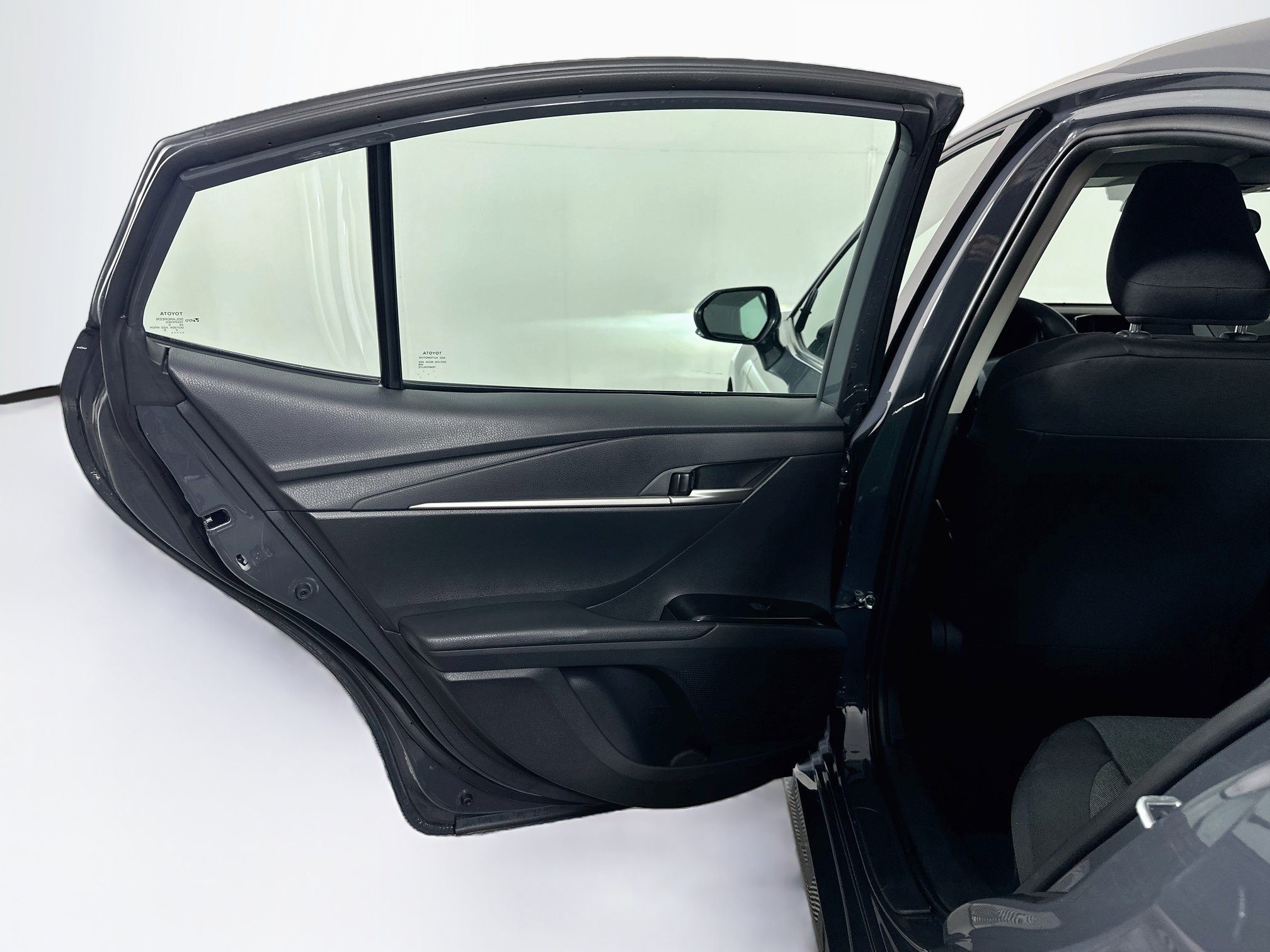 Used 2026 Toyota Camry LE FWD image 25