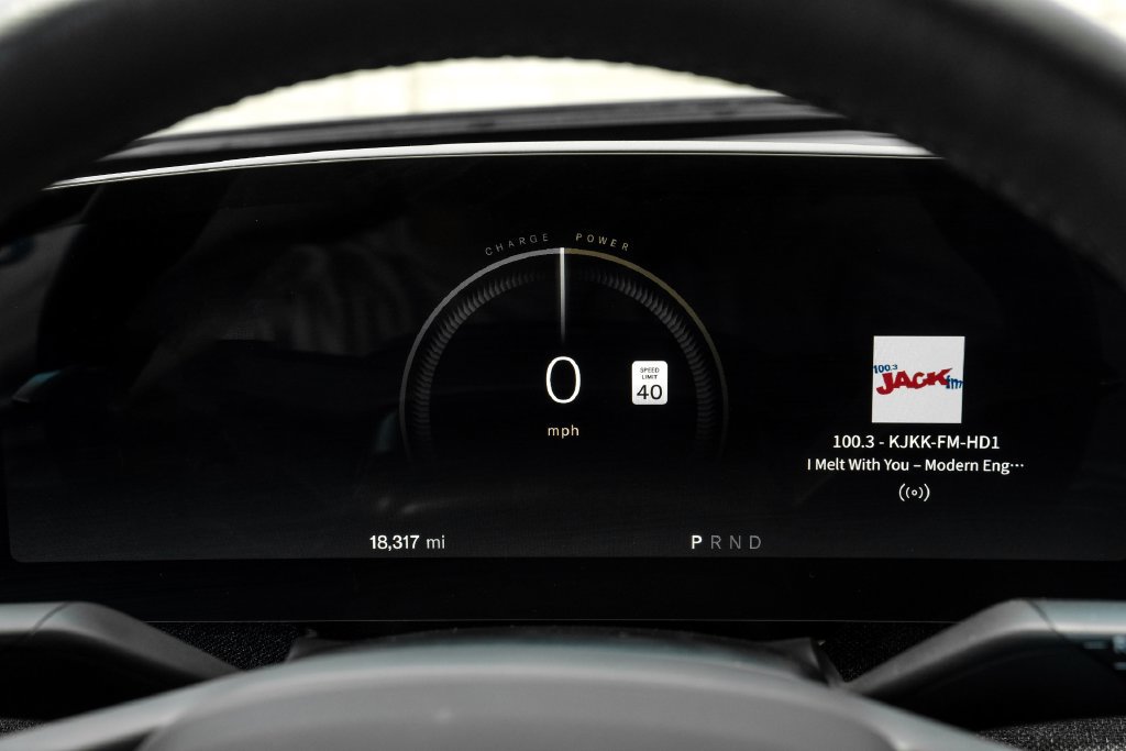 Used 2024 Lucid Air Touring AWD/4WD image 17