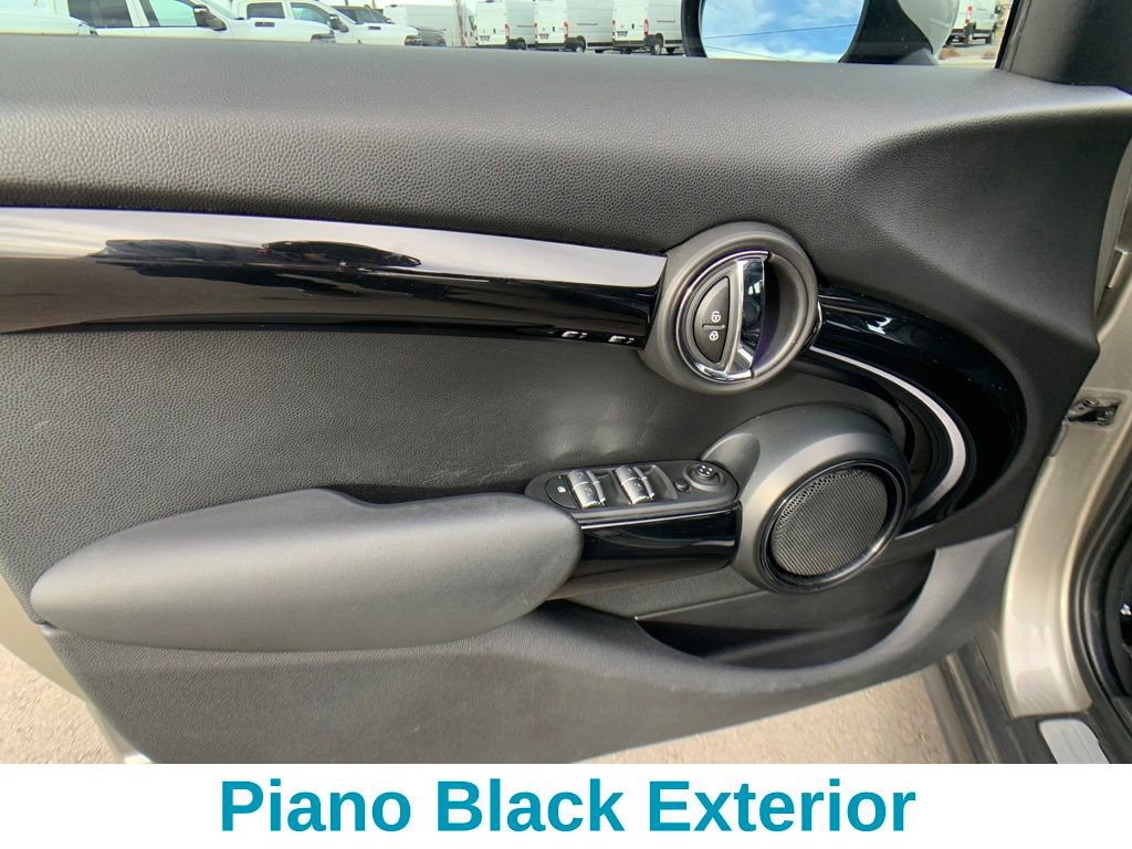 Used 2019 MINI Cooper S image 11