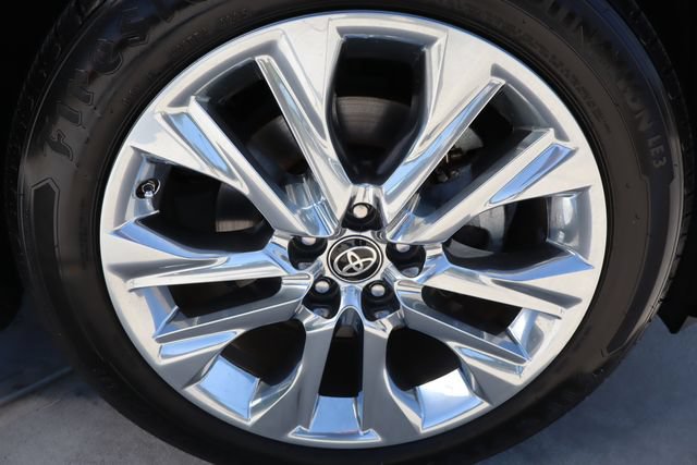Used 2020 Toyota Highlander Limited FWD image 53