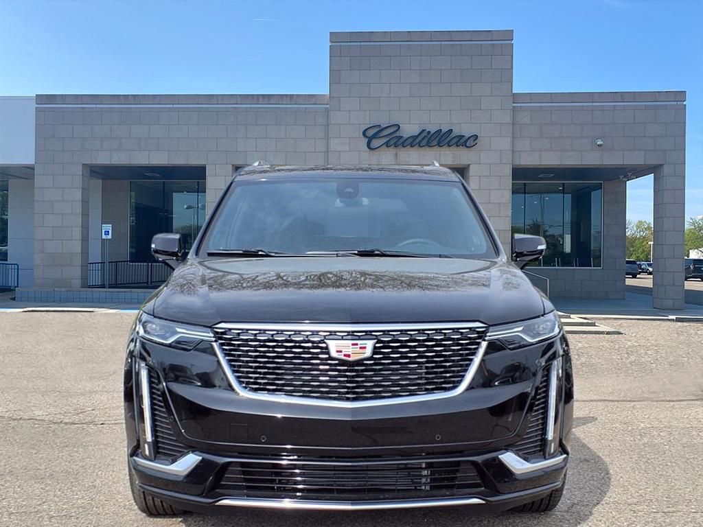 New 2025 Cadillac XT6 Premium Luxury w/ Technology Package image 2