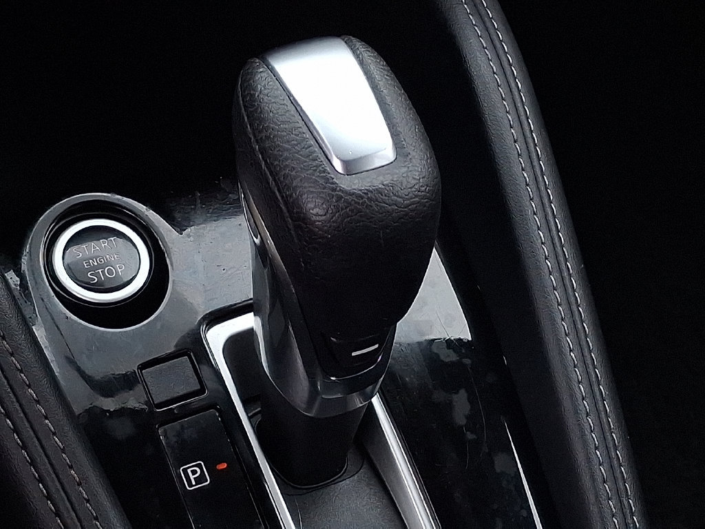 Used 2019 Nissan Kicks SV w/ Exterior Package FWD image 20