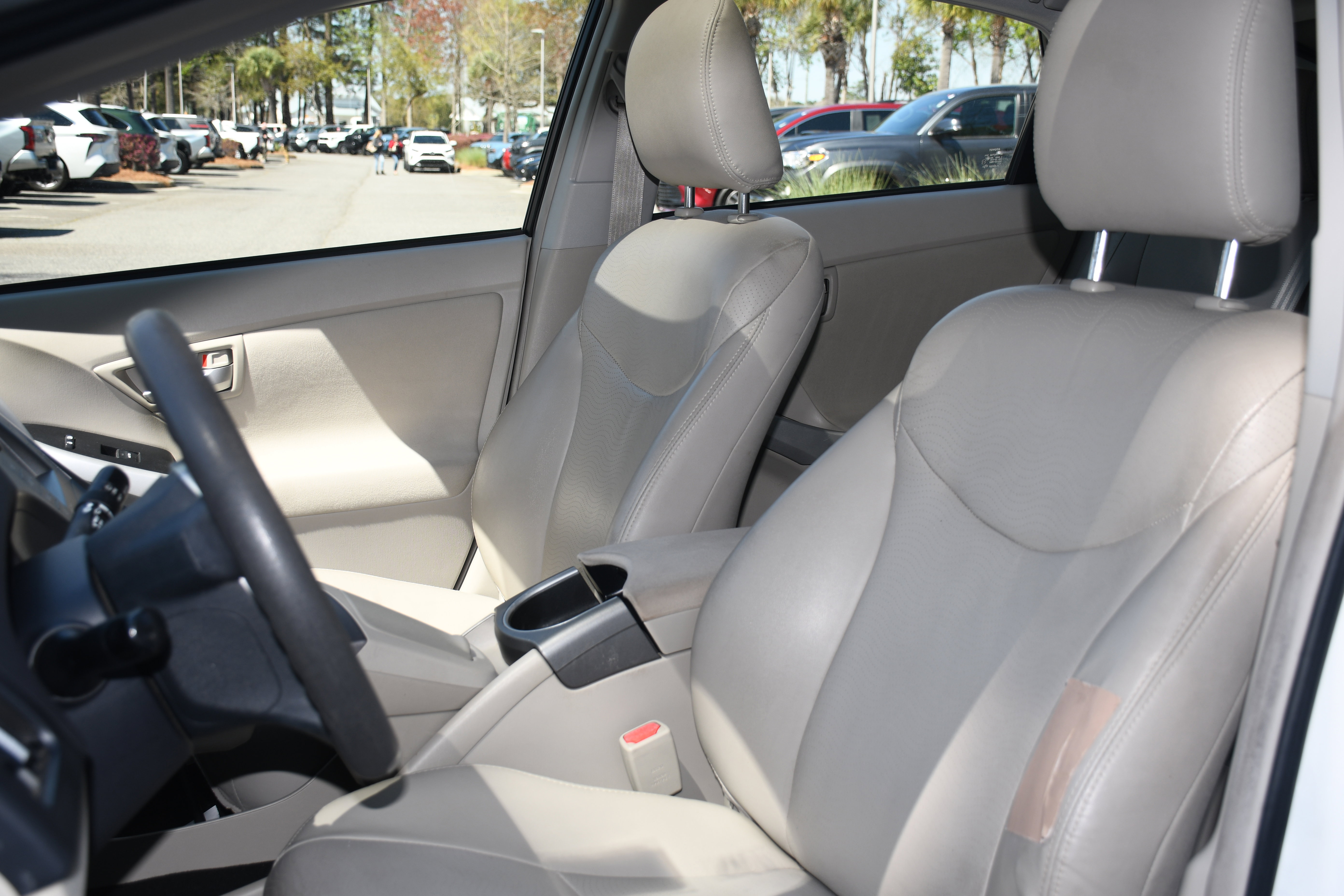 Used 2015 Toyota Prius Three w/ Solar Roof Package image 12