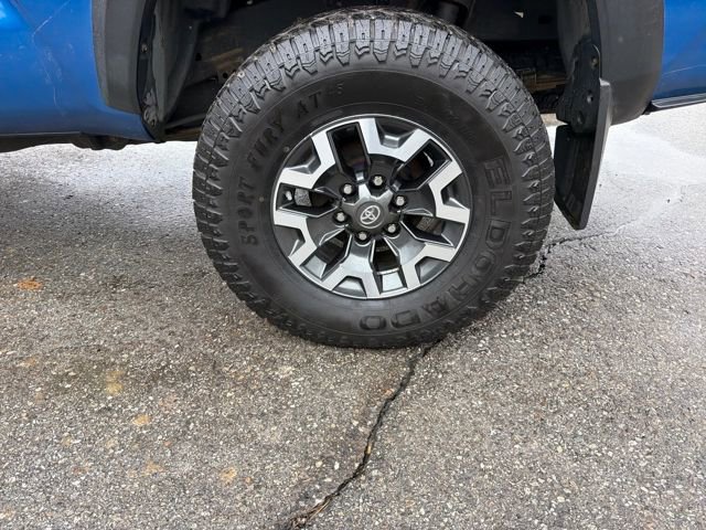 Used 2018 Toyota Tacoma TRD Off-Road AWD/4WD image 31