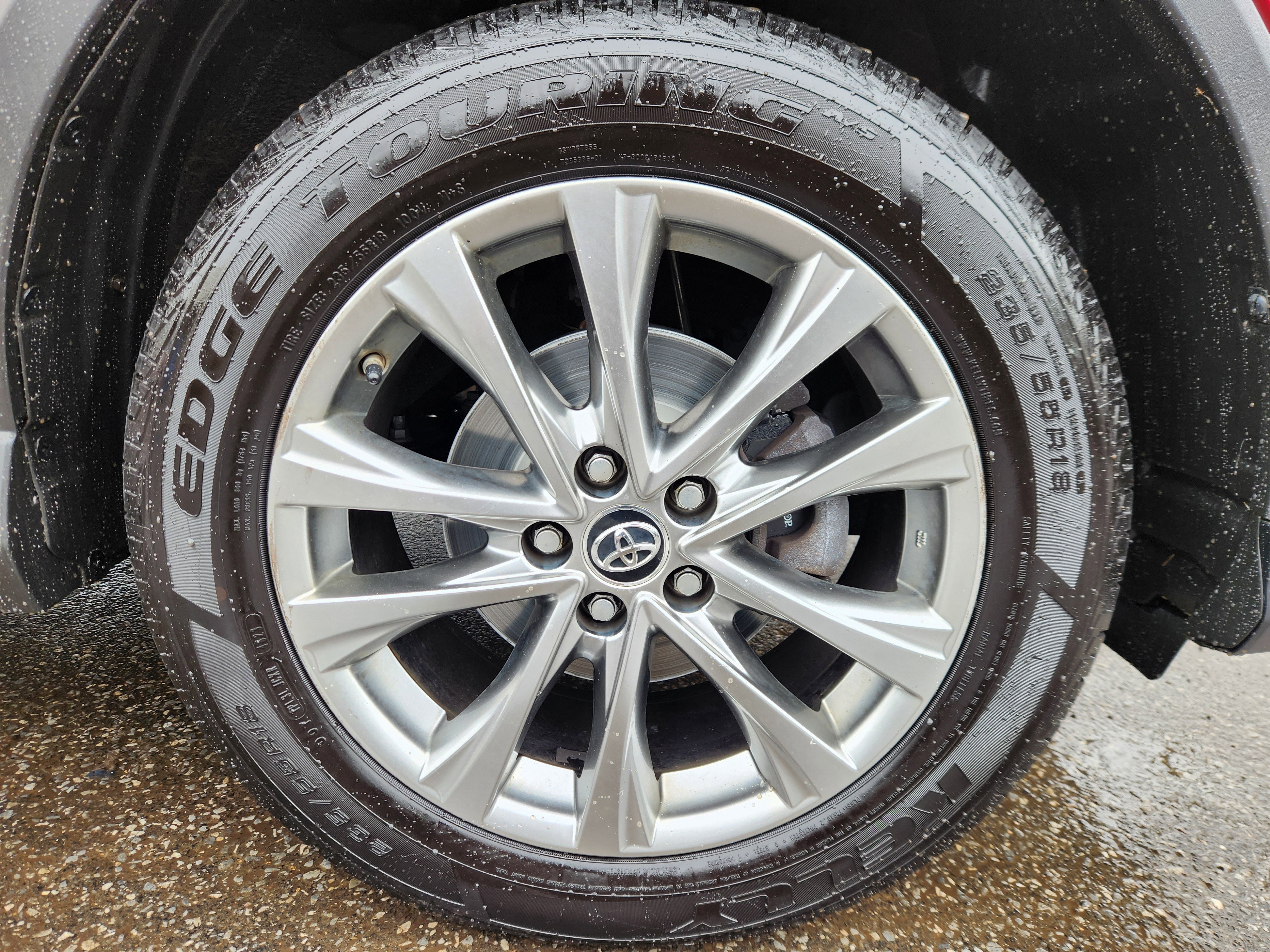 Used 2018 Toyota RAV4 Limited w/ All Weather Liner Package image 21