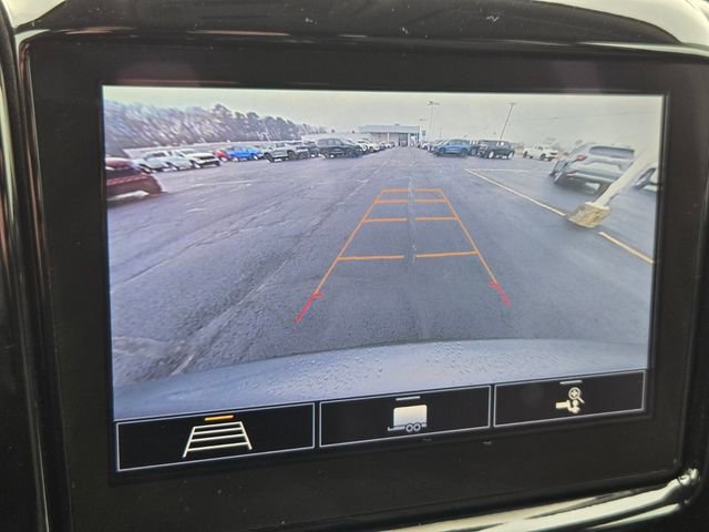 Used 2020 Chevrolet Traverse LT image 22