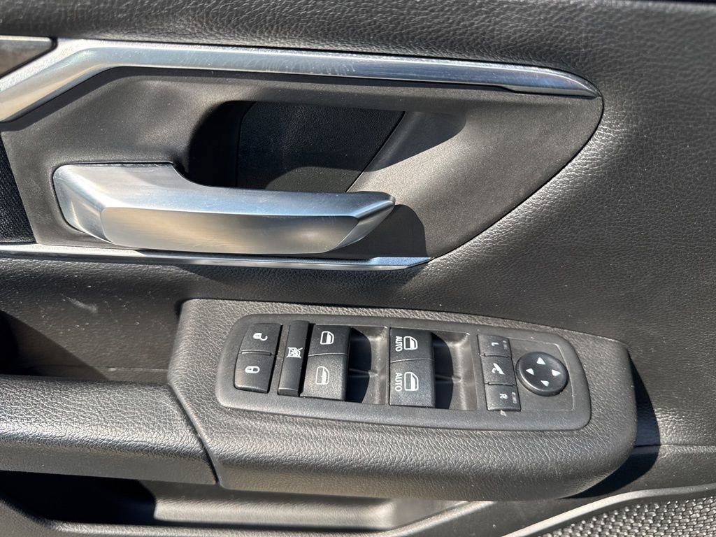 Used 2019 RAM 1500 Big Horn image 18