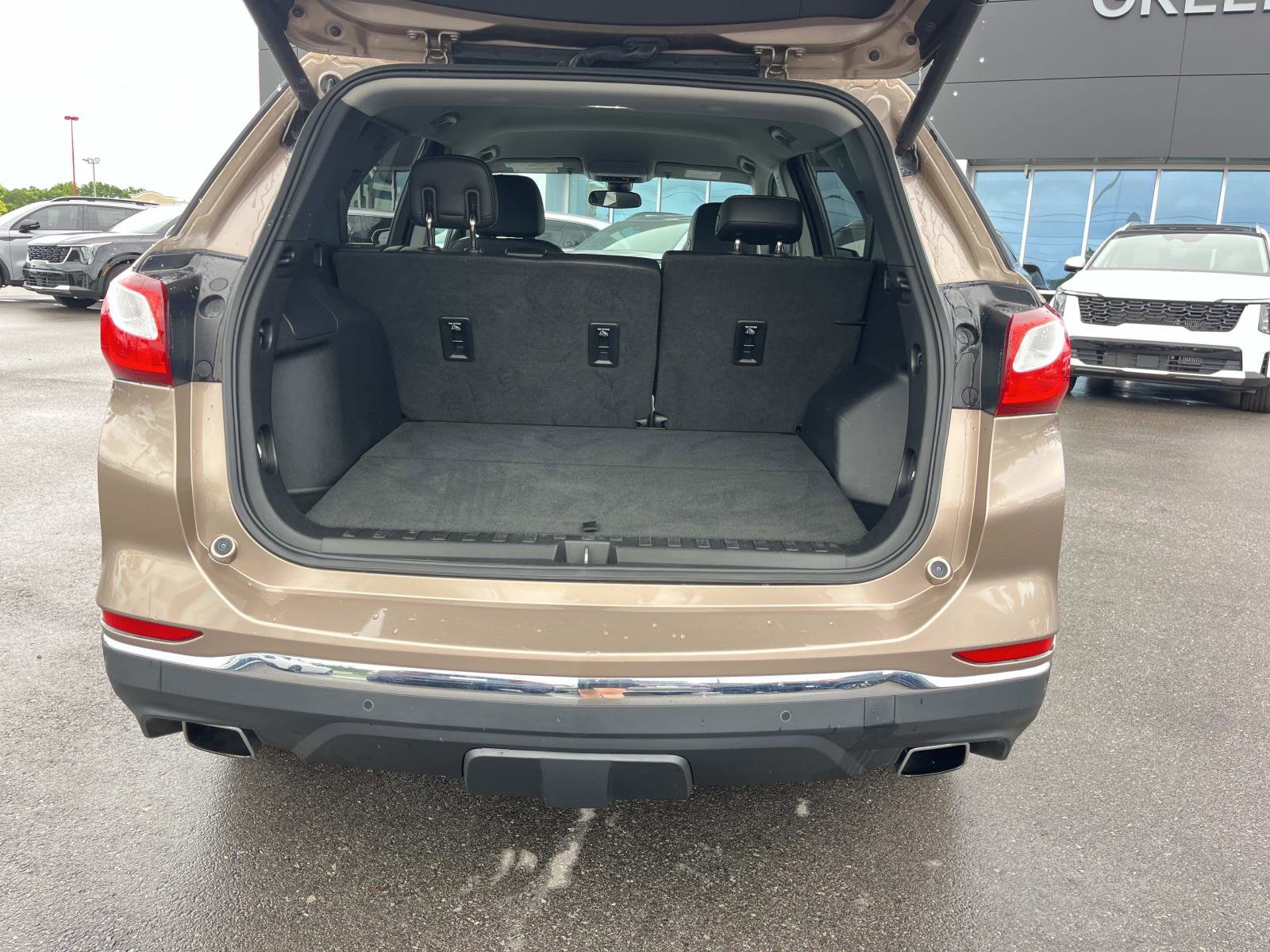 Used 2018 Chevrolet Equinox Premier AWD/4WD image 12