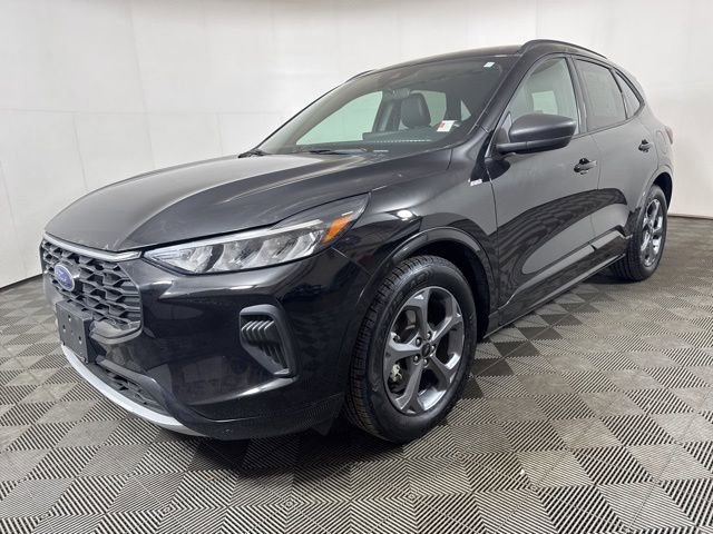 Used 2023 Ford Escape ST-Line w/ Tech Pack #1 image 8